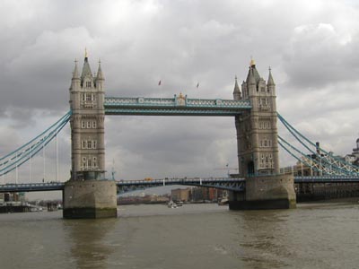 london-bridge-one-3-22-2002.jpg