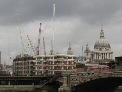 london-construction-what-construction-3-22-2002.jpg