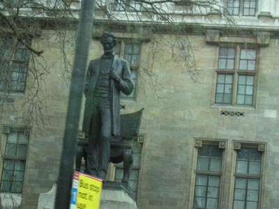 statue-of-lincoln-in-london.jpg